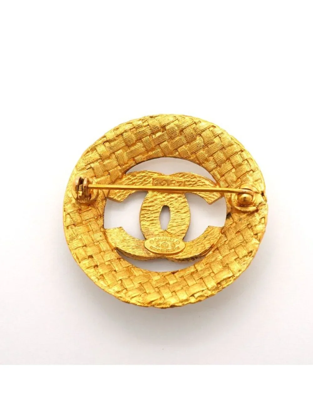 Chanel Brooch Vintage CC Logo Round Circle Gold Plated